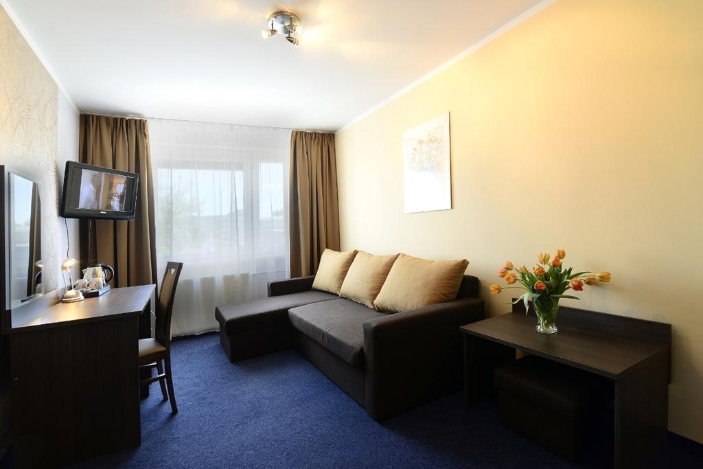 Hotel Ikar ビィドゴシュチュ 部屋 写真