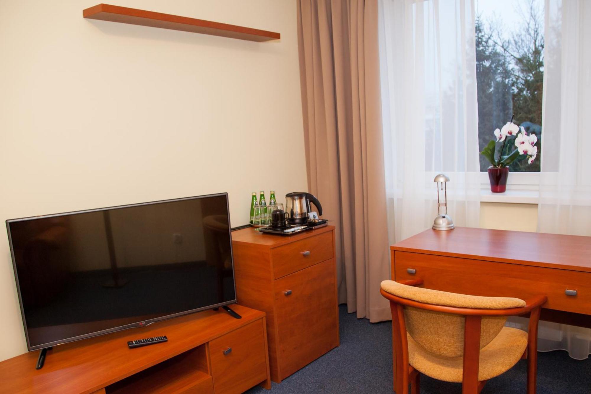 Hotel Ikar ビィドゴシュチュ 部屋 写真